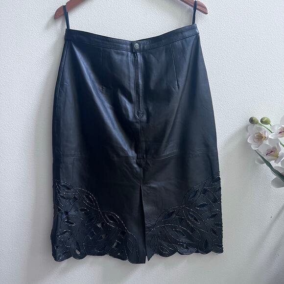 Women's Black Genuine Leather Cut Out Beaded Knee-Length Pencil Skirt Size Large - Picture 2 of 7